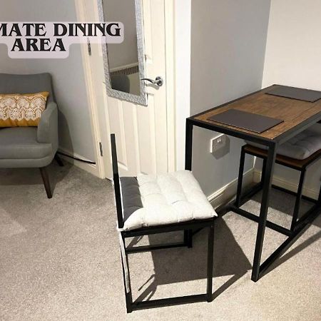 Cute And Cosy Studio In A Fantastic Location! Bishops Stortford Leilighet Bishop's Stortford Eksteriør bilde