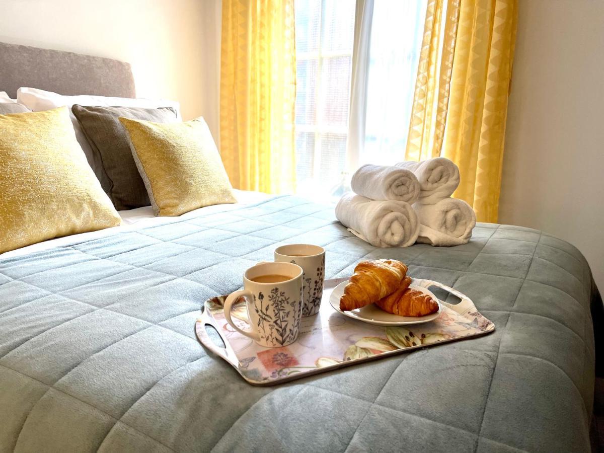 Cute And Cosy Studio In A Fantastic Location! Bishops Stortford Leilighet Bishop's Stortford Eksteriør bilde