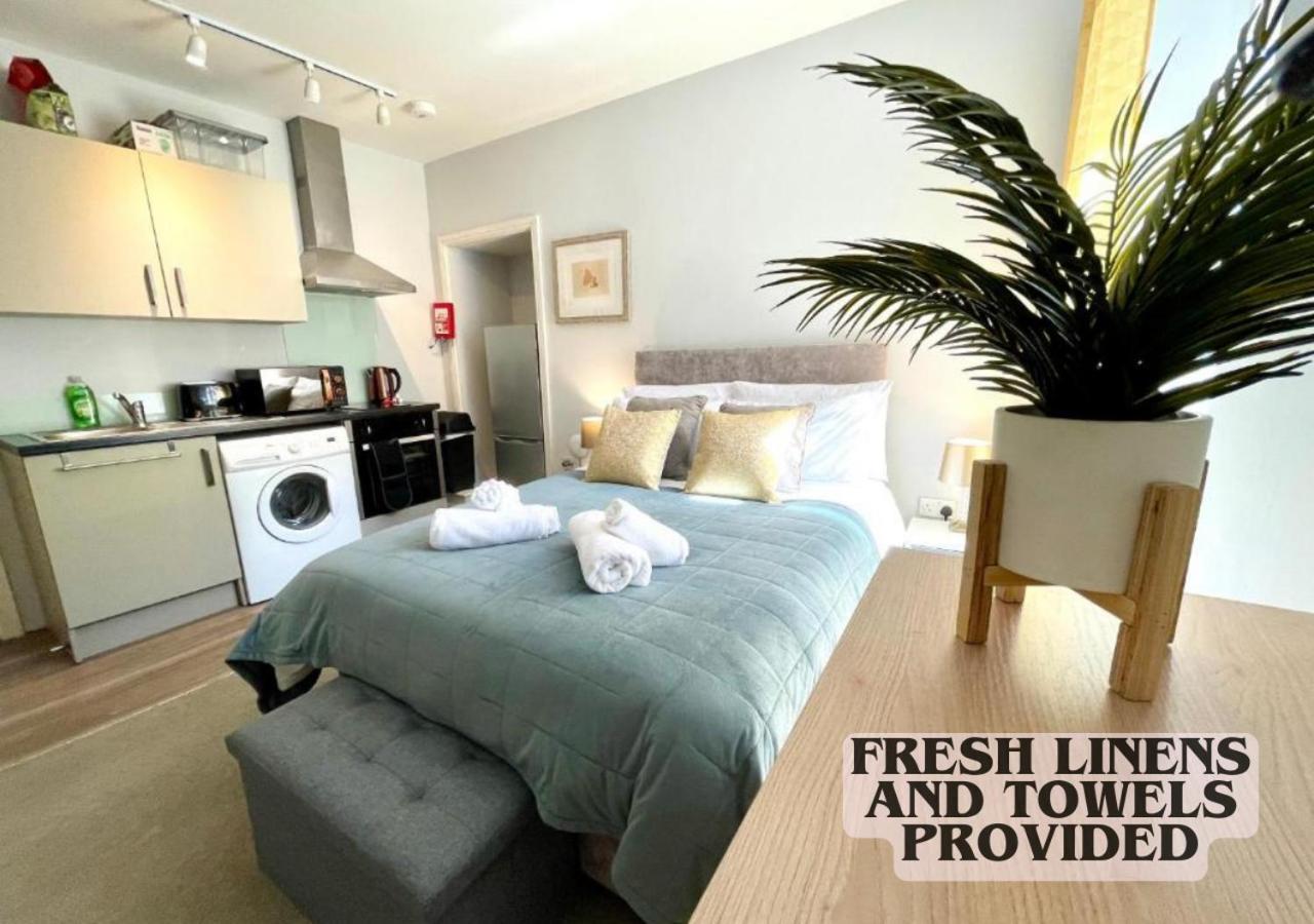 Cute And Cosy Studio In A Fantastic Location! Bishops Stortford Leilighet Bishop's Stortford Eksteriør bilde